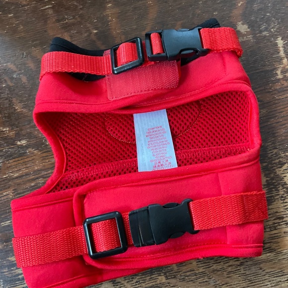 INCREDIBLES HARNESS PET HALLOWEEN COSTUME SIZE SMALL NEW BY DISNEY - Picture 4 of 6